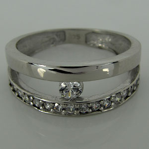 Stříbrný prsten P014